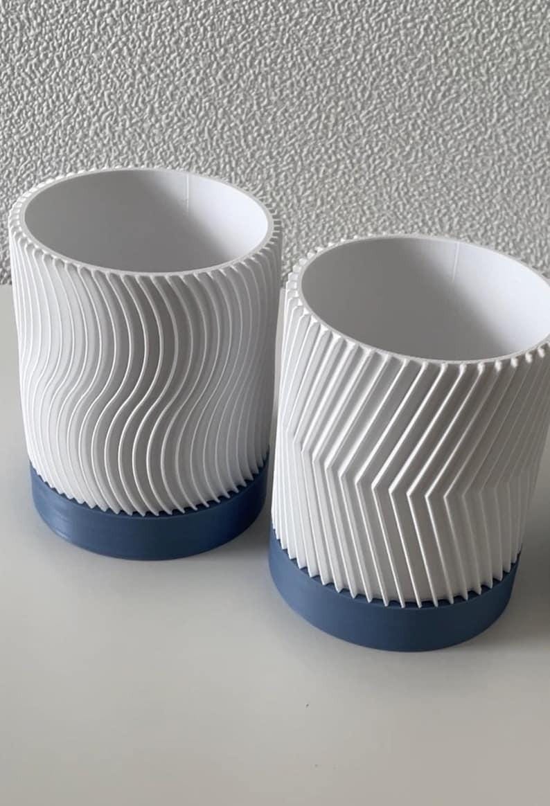 Modern Wall Planter – Geometric Wall-Mounted Planter for Small Indoor Plants & Cuttings