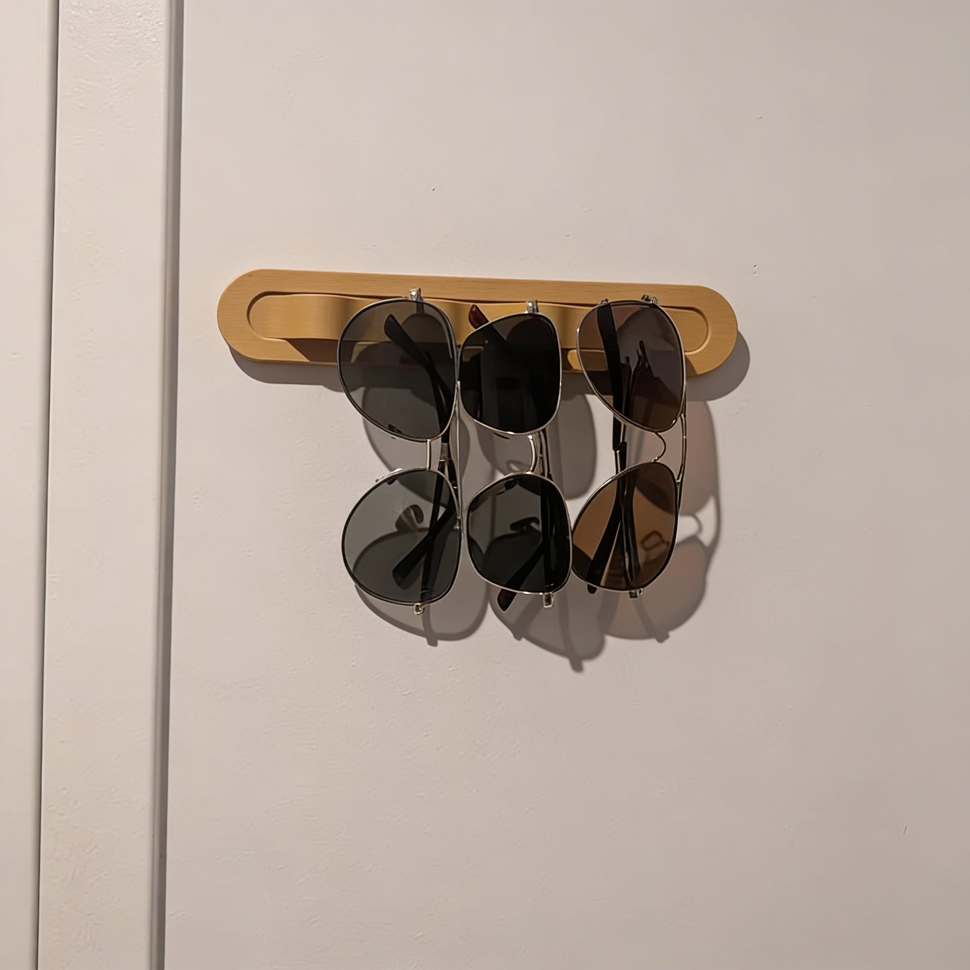 Minimalist Wall Sunglasses Holder – Holds 4 Pairs | Stylish & Functional Eyewear Rack